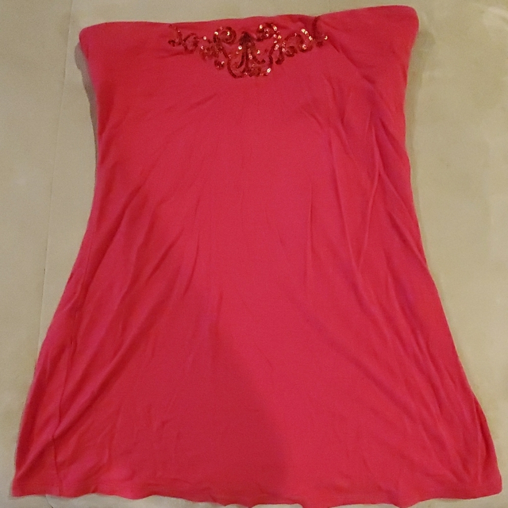 Express fuchsia tube top with sequin accents. Medium